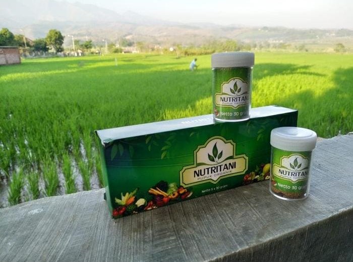 Pupuk Daun Alami